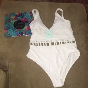 M Cupshe One Piece Bathingsuit w/ Cut Outs